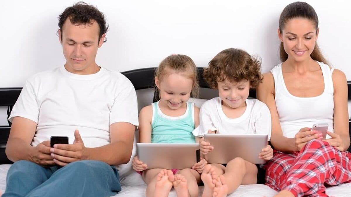 Aile içi iletişim ve rol model olma